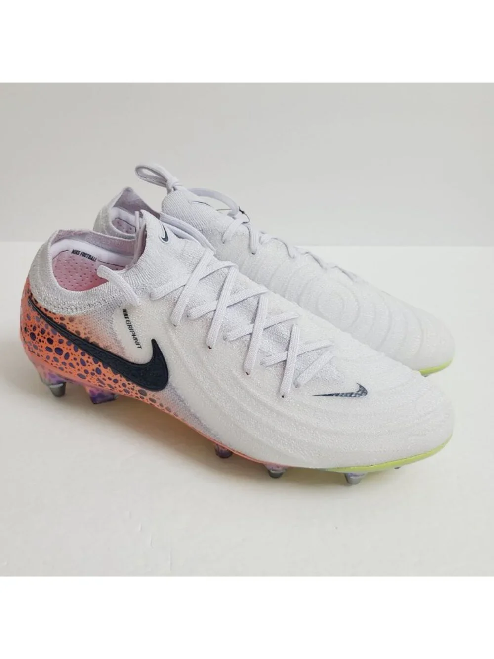 NEW Nike Phantom GX 2 Elite SG-Pro Soccer Cleats HF4835-900 Size 7.5